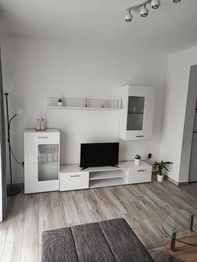 G&S Apartment Tribunj  Luaran gambar