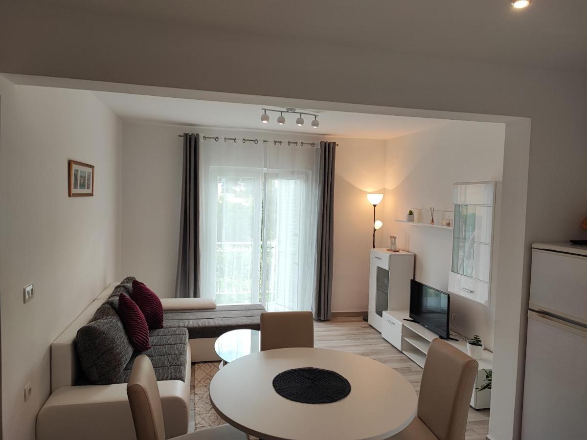 G&S Apartment Tribunj  Luaran gambar